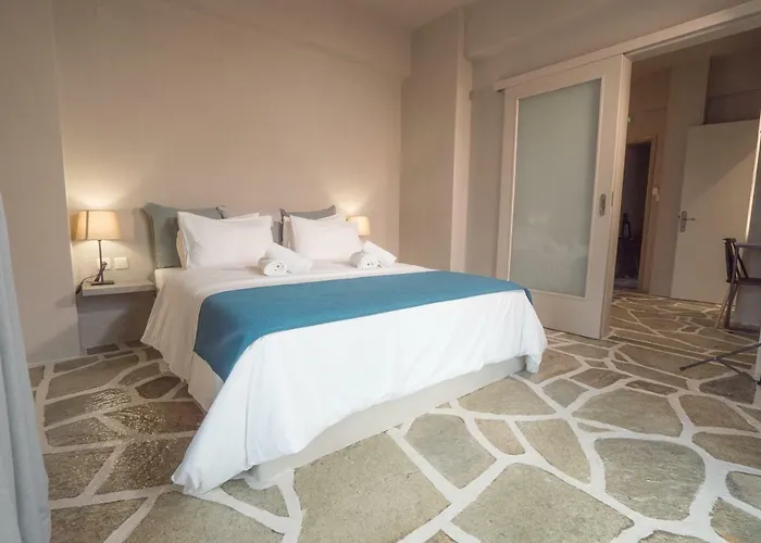 Melies- Seaside Boutique Apartments
